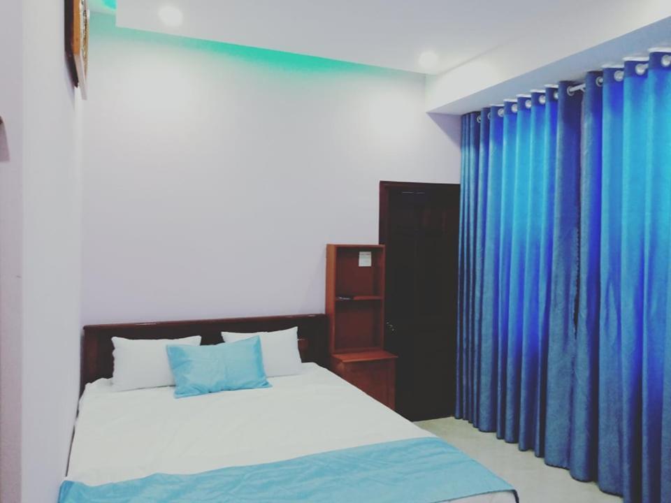 Khach San Nghinh Phong Beach Туй Хоа Екстериор снимка