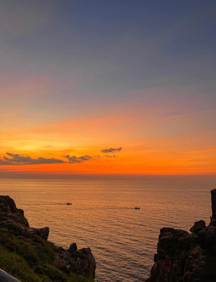 Khach San Nghinh Phong Beach Туй Хоа Екстериор снимка