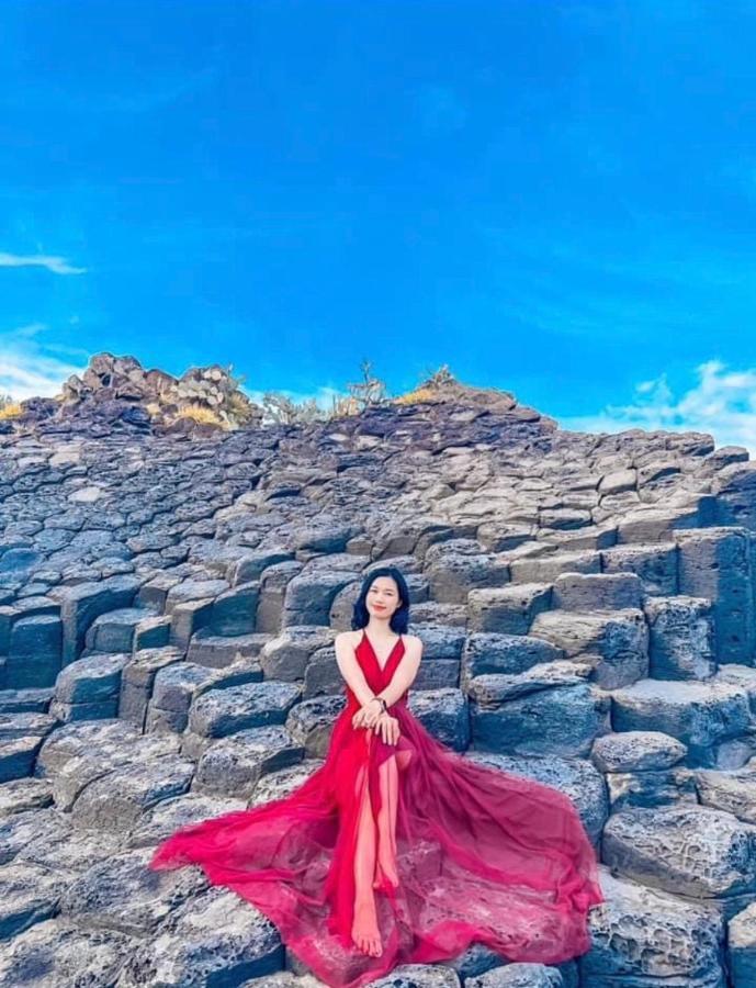 Khach San Nghinh Phong Beach Туй Хоа Екстериор снимка